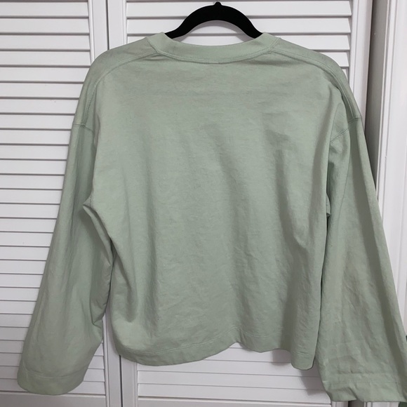 Uniqlo Mint Green Long-Sleeved Top - Picture 2 of 4
